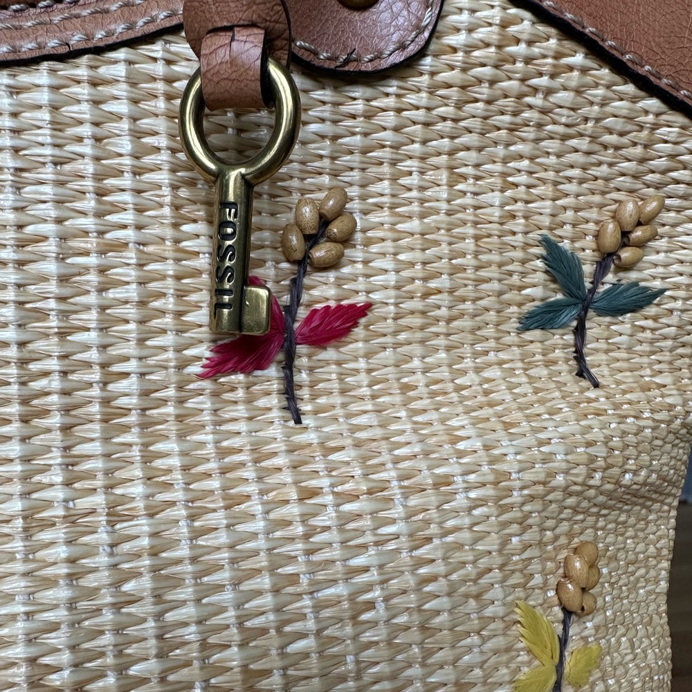 Coastal Boho Vintage Fossil Brown Leather & Floral-Embroidered Straw SatchelBag - Picture 4 of 15